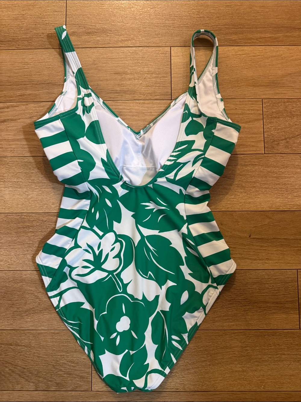 Kate spade women's Green & White Floral One-Piece Swimsuit. Sz med - Picture 4 of 6